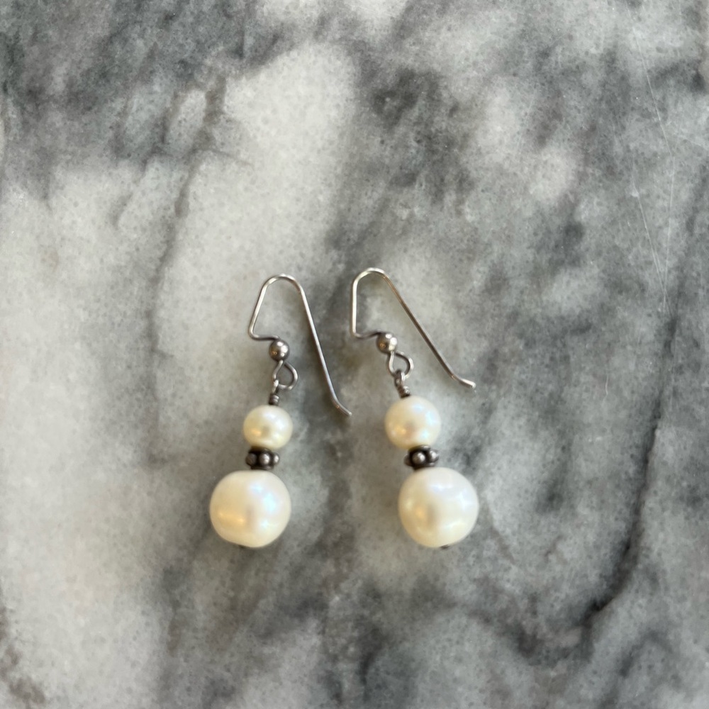Elegant Pearl Drop Earrings